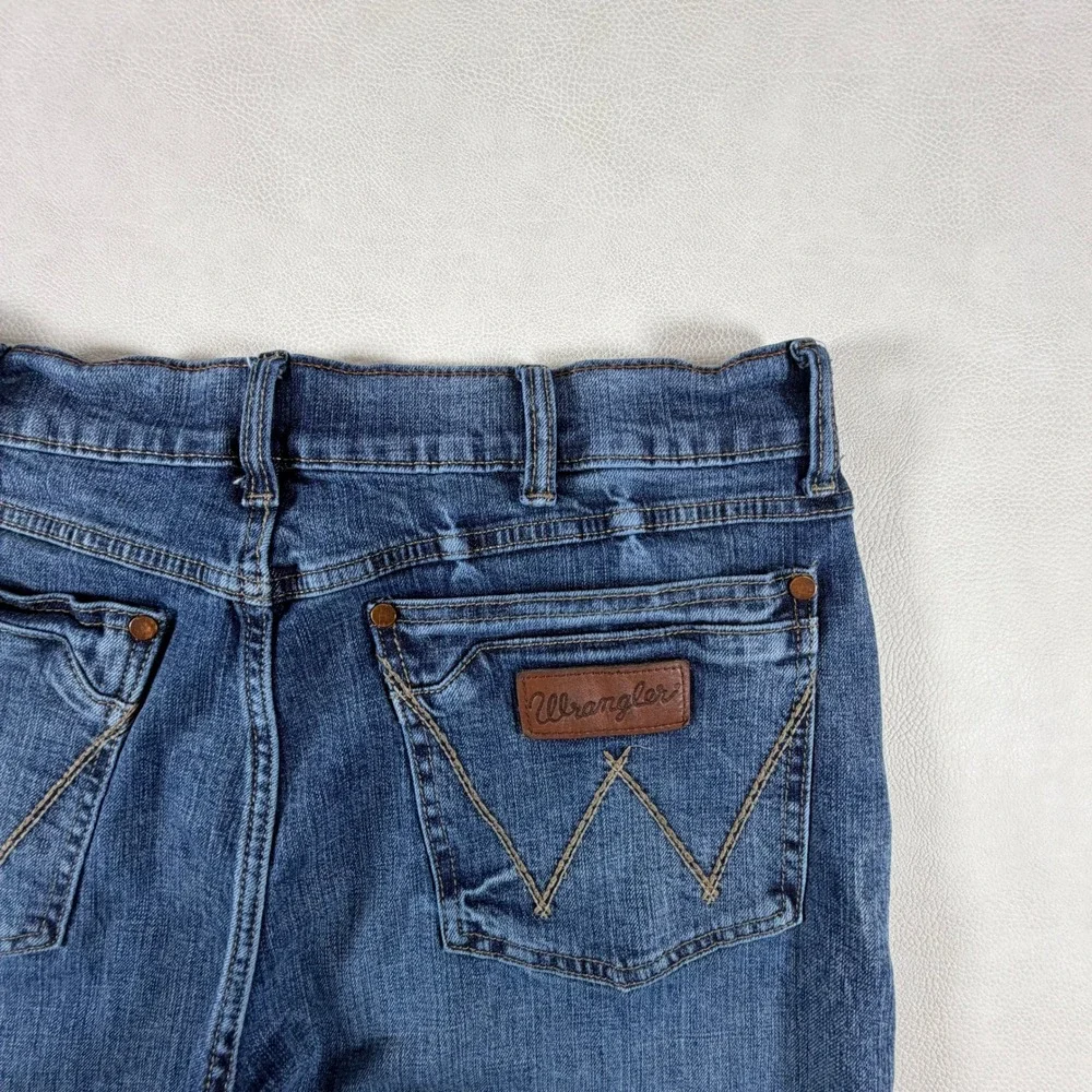Wrangler Retro Relaxed Bootcut Jeans Mens 34x30 Blue Medium Wash Western